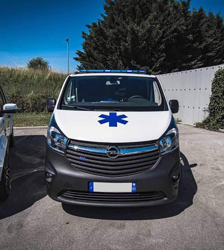 Ambulancier, Lyon